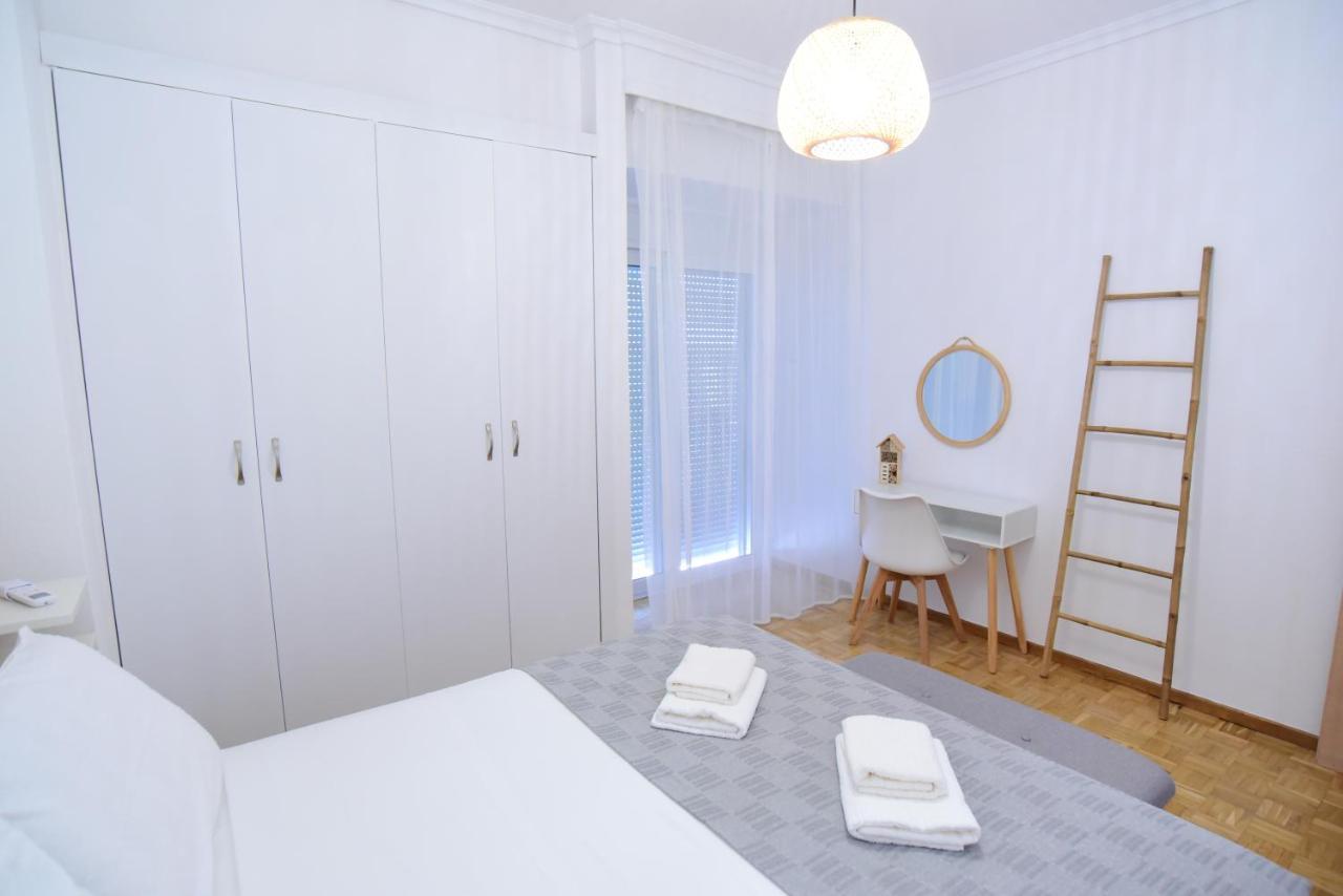 Urban Kalamitsa Beach Appartment Кавала Екстер'єр фото